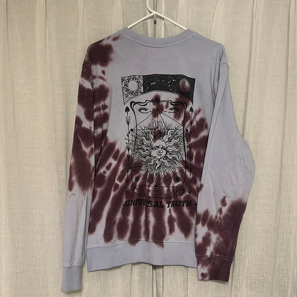 “universal truth” crewneck